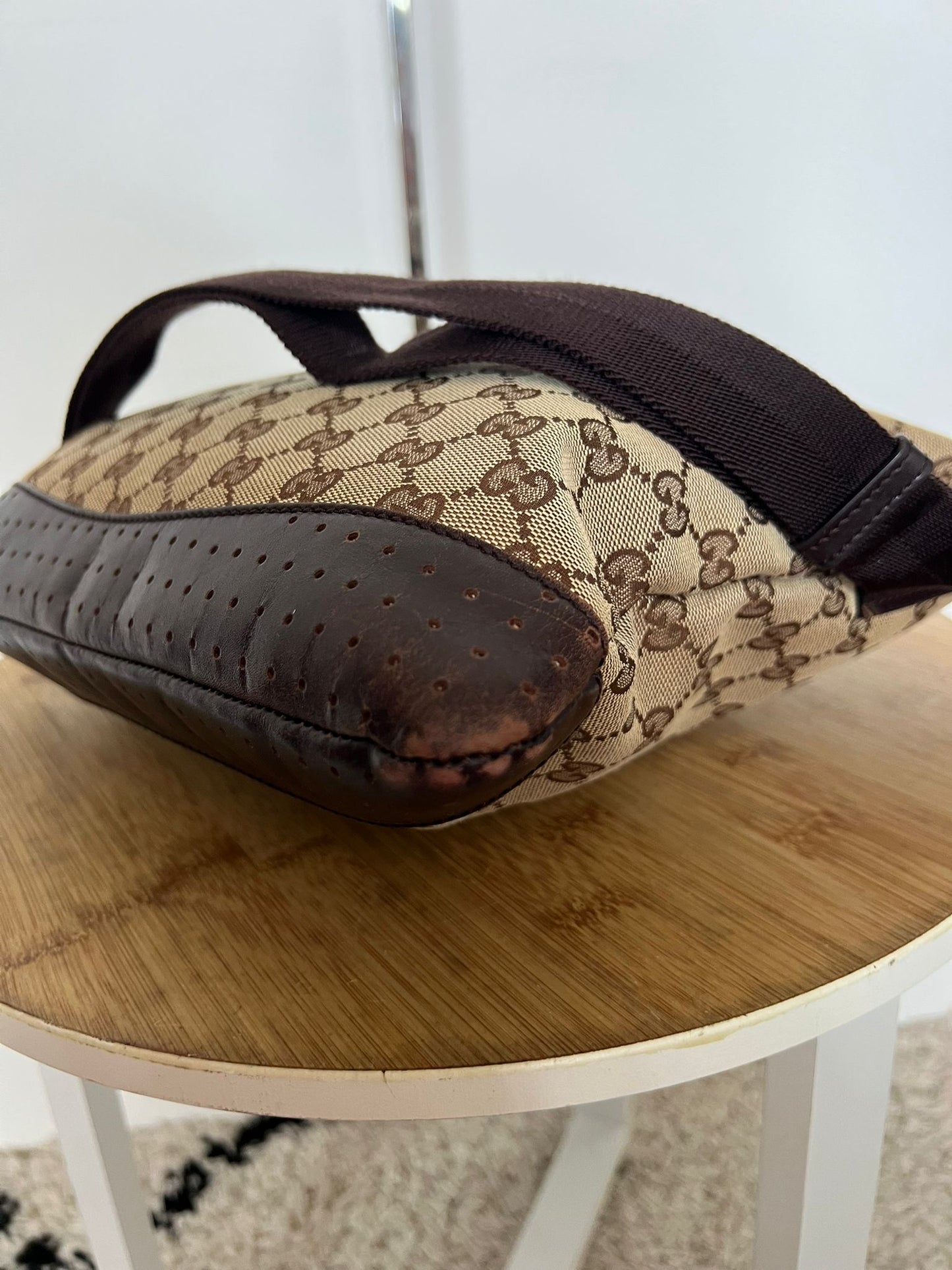 GUCCI CROSS BODY BAG