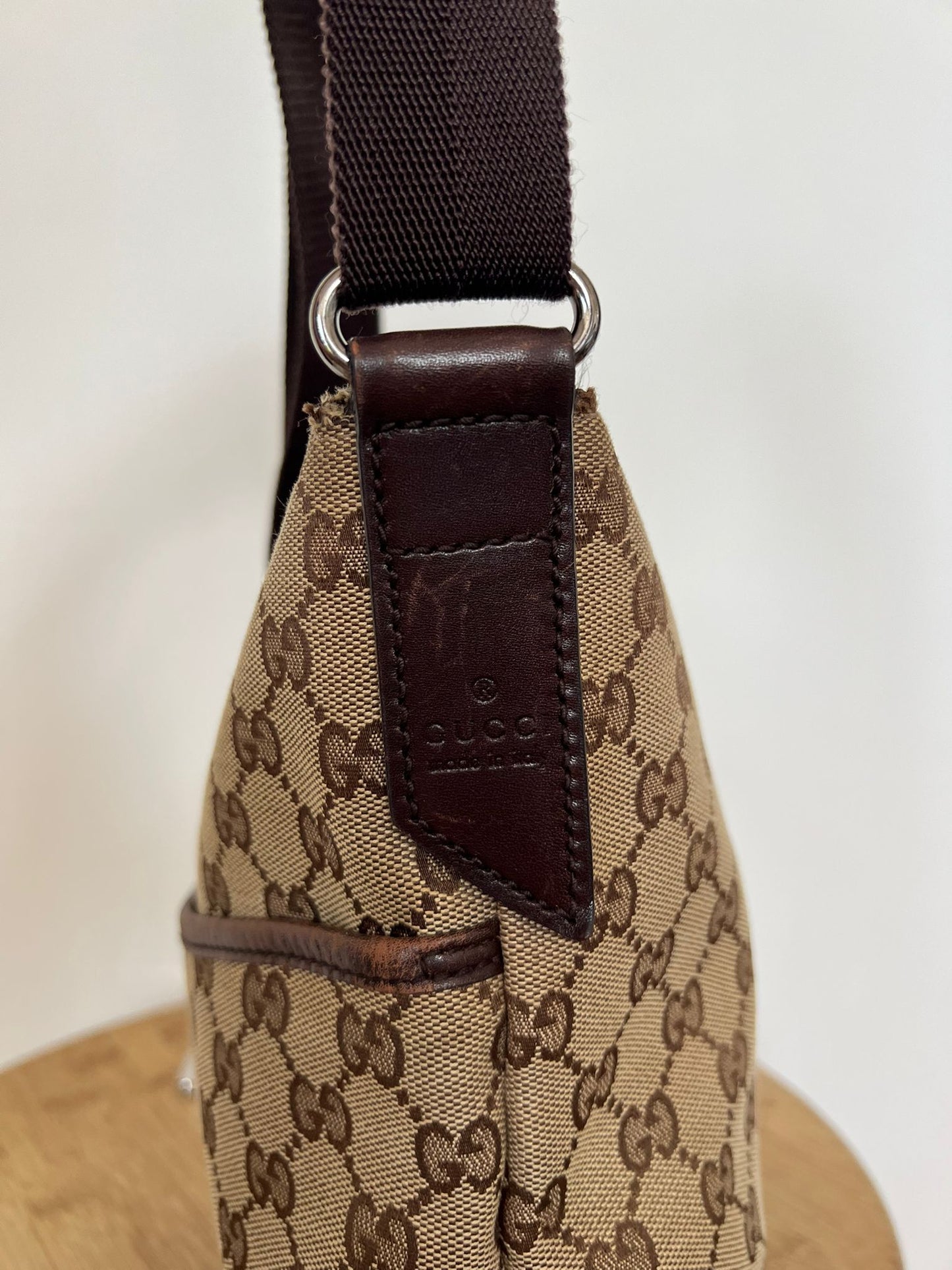 GUCCI CROSS BODY BAG