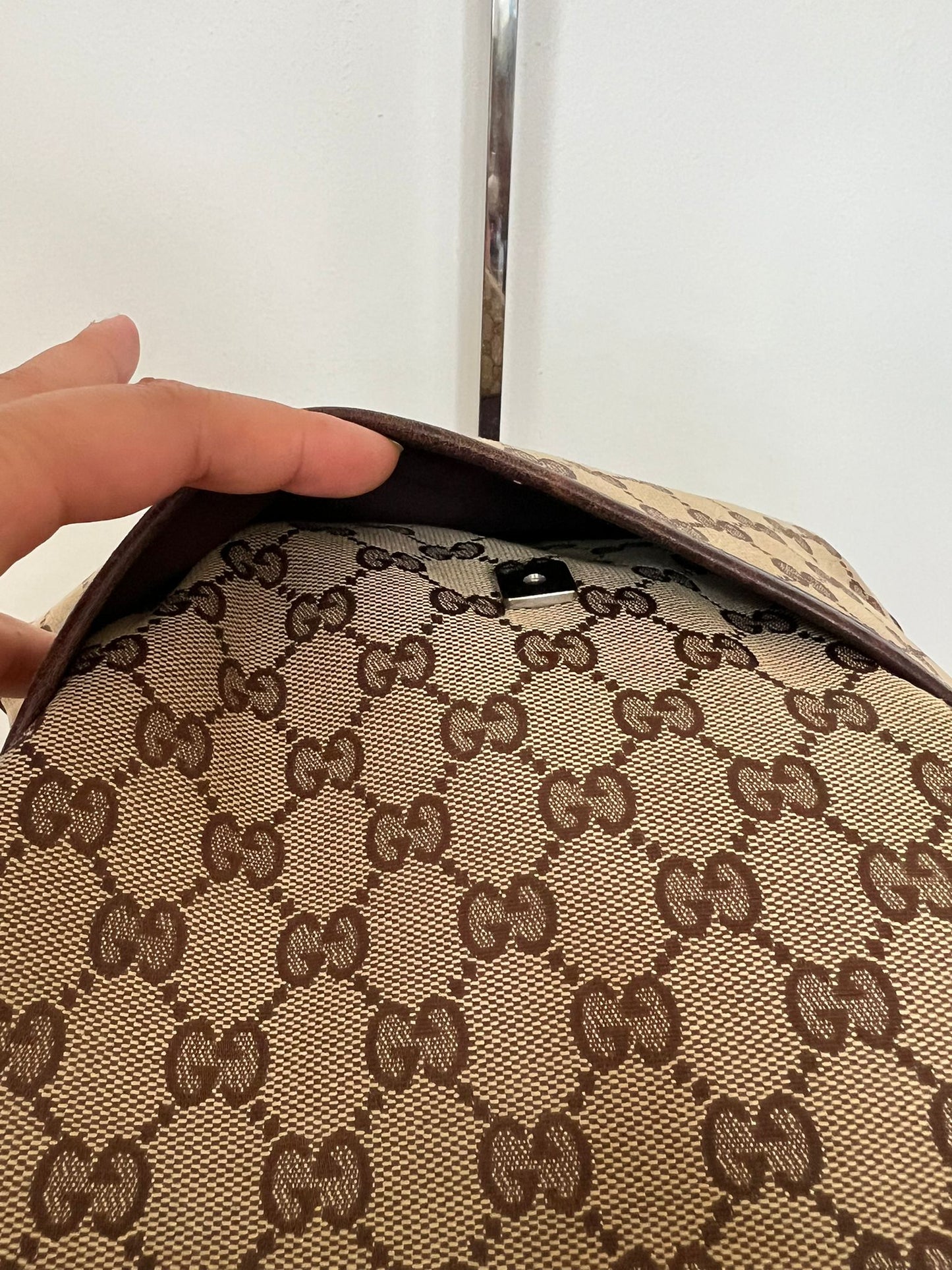 GUCCI CROSS BODY BAG