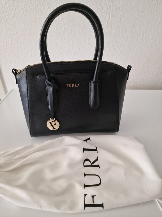 FURLA GENUINE LEATHER HANDBAG ( MADE IN ITALY 100% ORIGINAL)