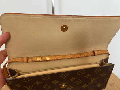 LOUIS VUITTON TWIN POCHETTE
