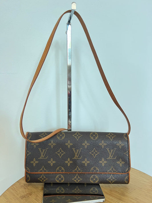 LOUIS VUITTON TWIN POCHETTE
