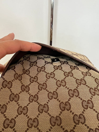 GUCCI CROSS BODY BAG