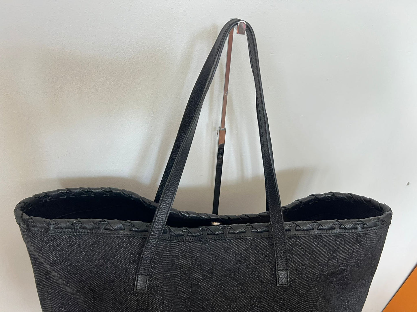 GUCCI TOTE BAG WITH BAMBOO TASSLE